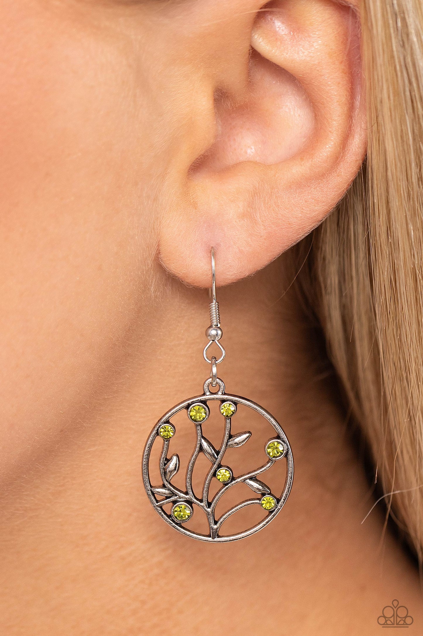 Bedazzlingly Branching - Green Earring