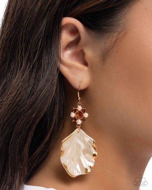 Coastal Candidate - Brown Earring