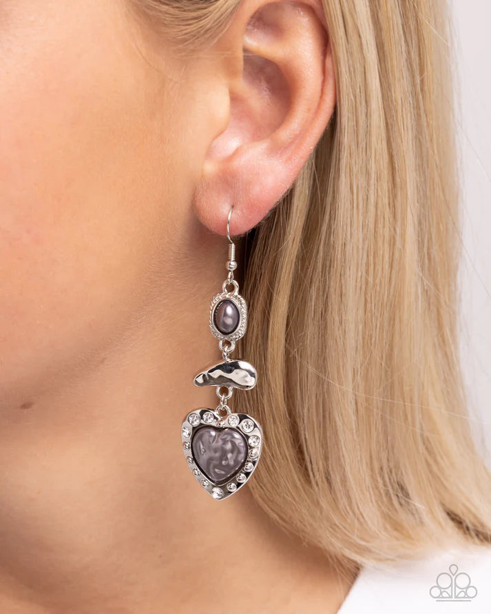 Feminine Feature - Silver Earring