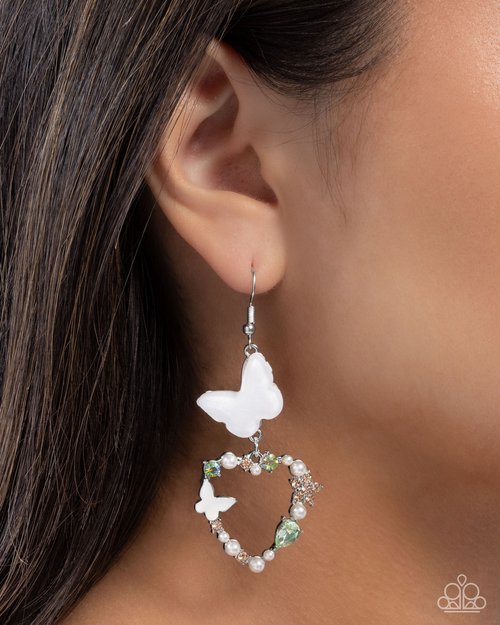Flirty Flight - Green Earring