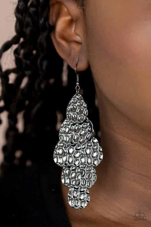Instant Incandescence - Black Earring