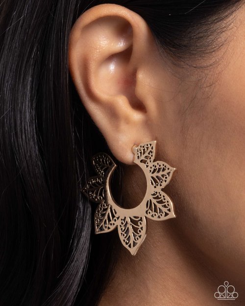 Tangled Tapestry - Gold Earring