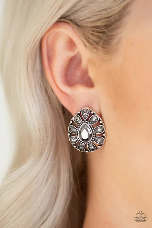 Treasure Retreat - Silver Earring