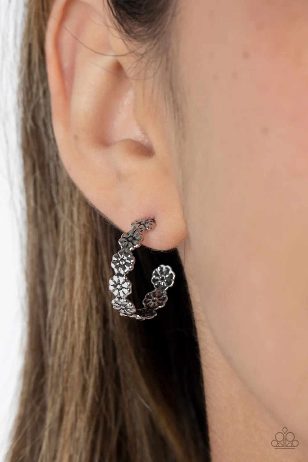 Floral Fad - Silver Earring