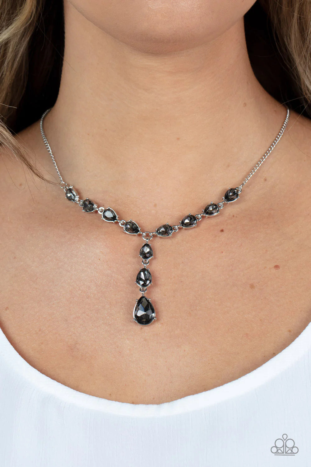 Park Avenue A-Lister - Silver Necklace
