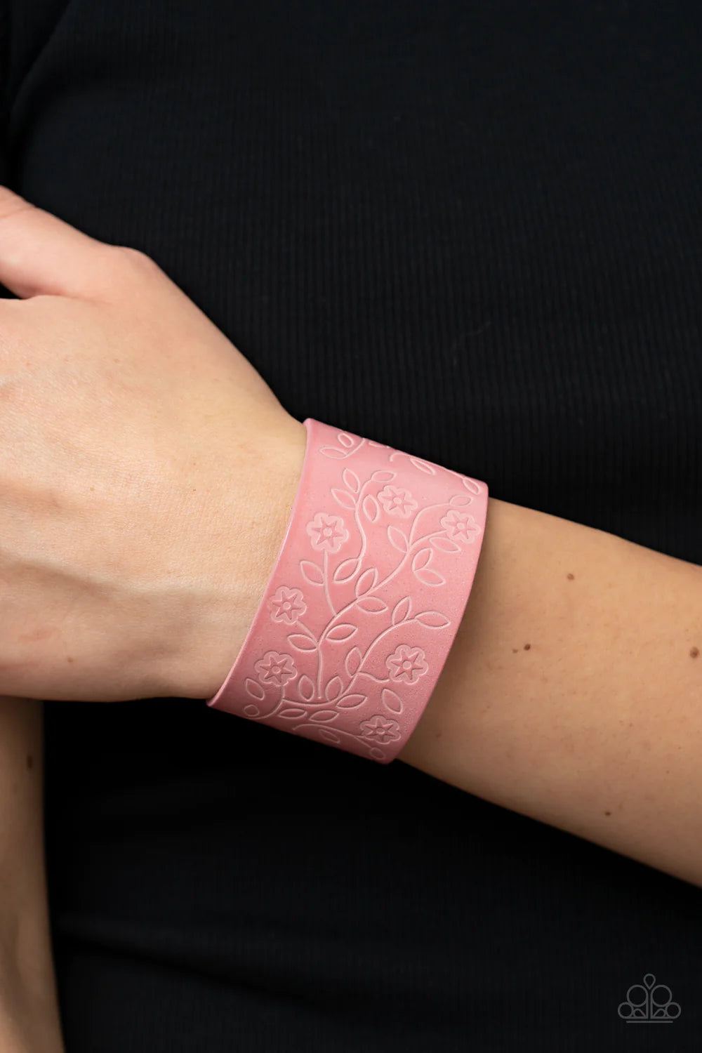 Rosy Wrap Up Pink Bracelet