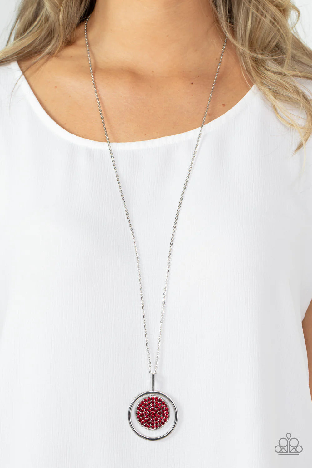 There She GLOWS Red Necklace