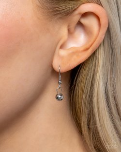 Classy Companion - Silver Necklace