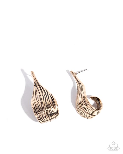 Curly Comfort - Gold Earring