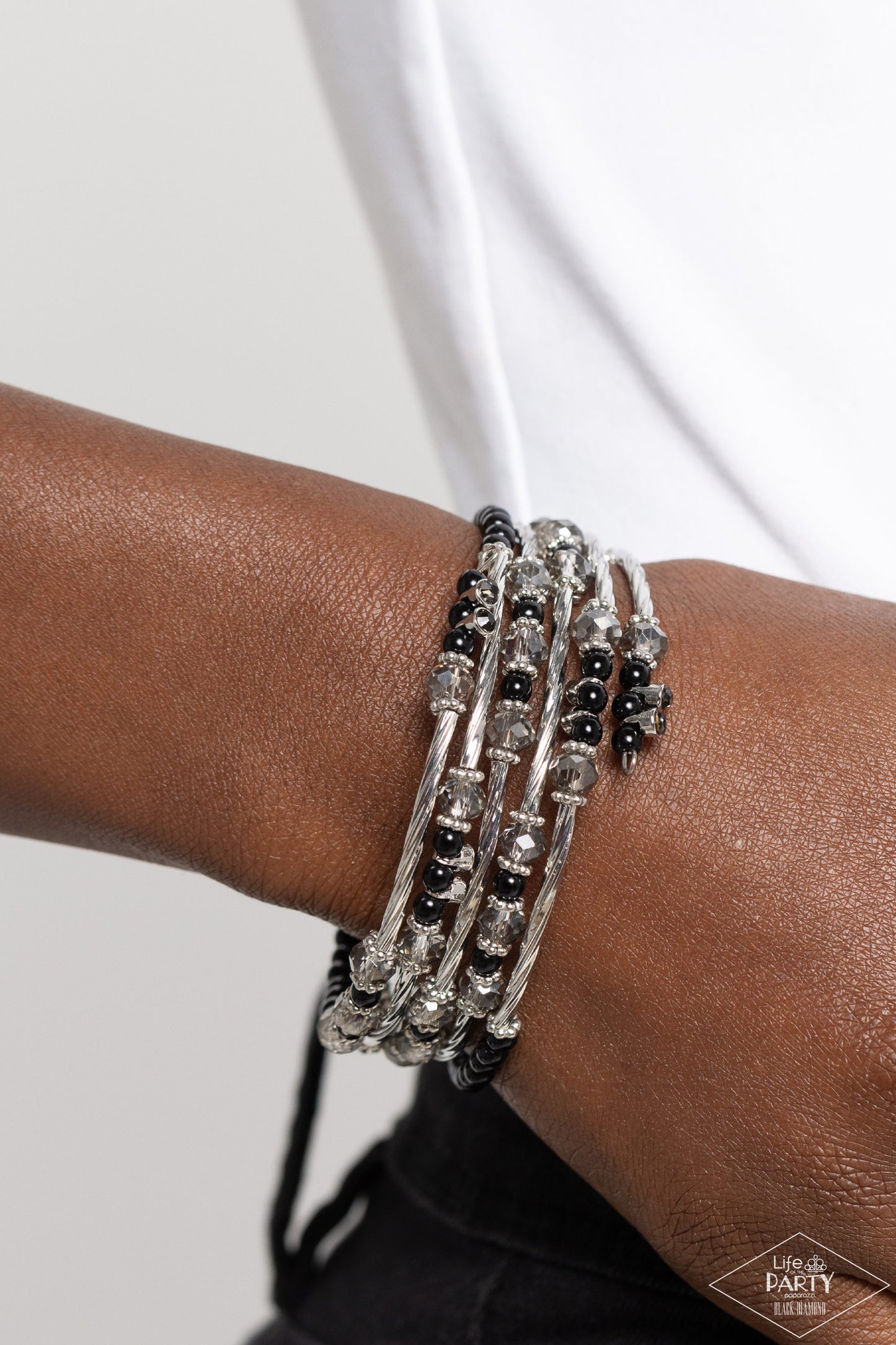 Head-Turning Twinkle - Black Bracelet