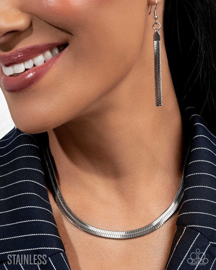 Herringbone Haute - Silver Necklace