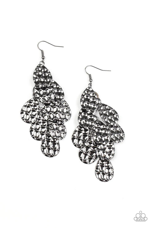 Instant Incandescence - Black Earring