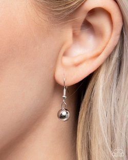 Laidback Layers - Silver Necklace