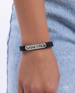 Love Life - Black Bracelet