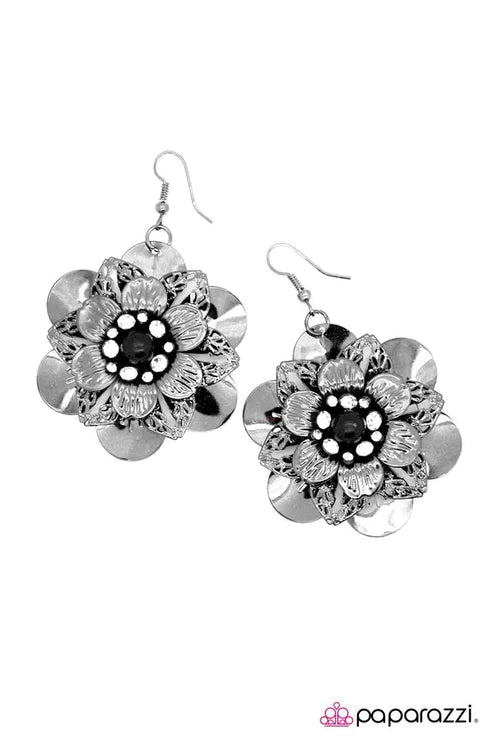 Midnight Garden - Black Earring