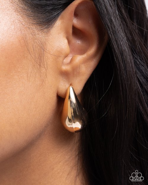 Raindrop Reveal - Gold Earring
