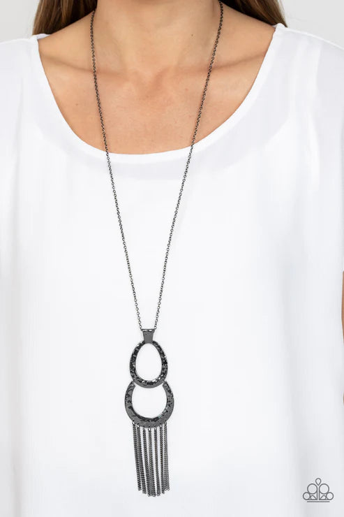 Reeling in Relics - Black Necklace