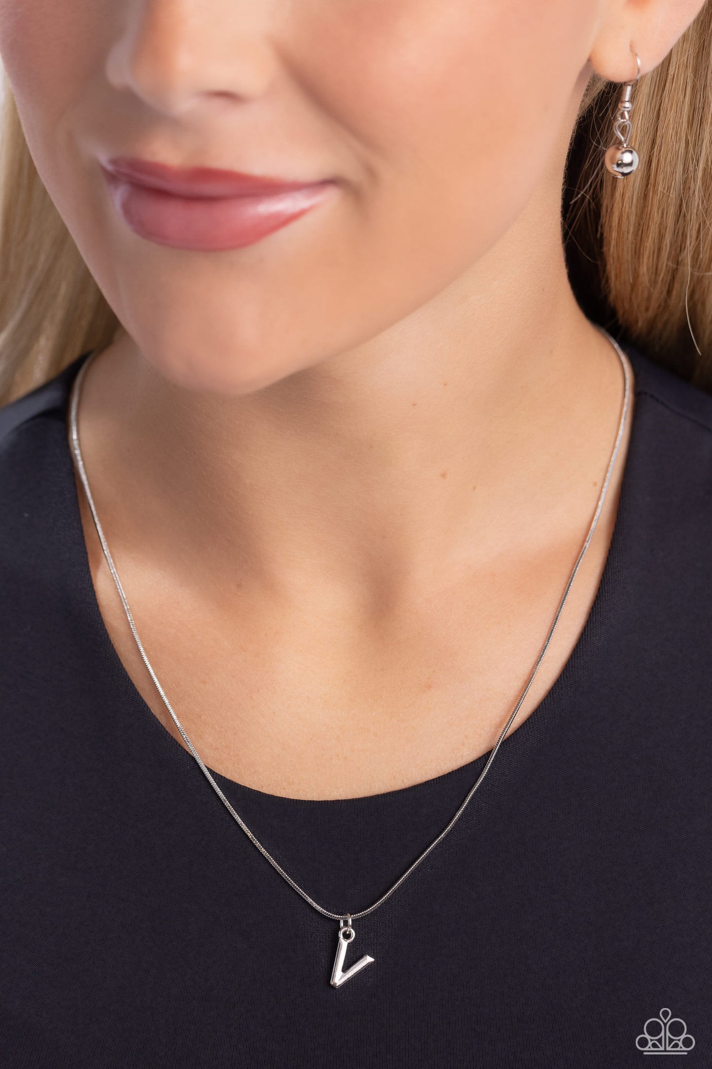 Seize the Initial - V - Silver Necklace