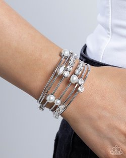 Showtime Sparkle - White Bracelet