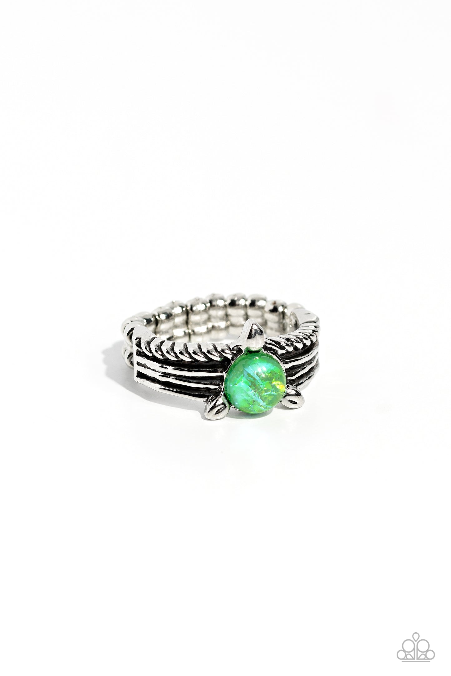 Sinuous Spotlight - Green Ring