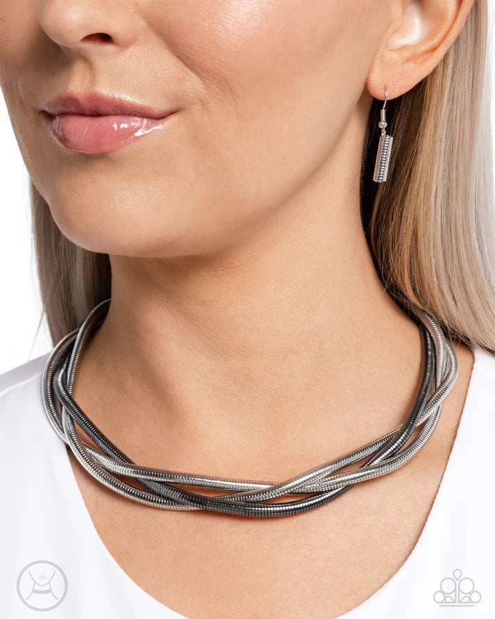 Sleek Splendor - Silver Necklace
