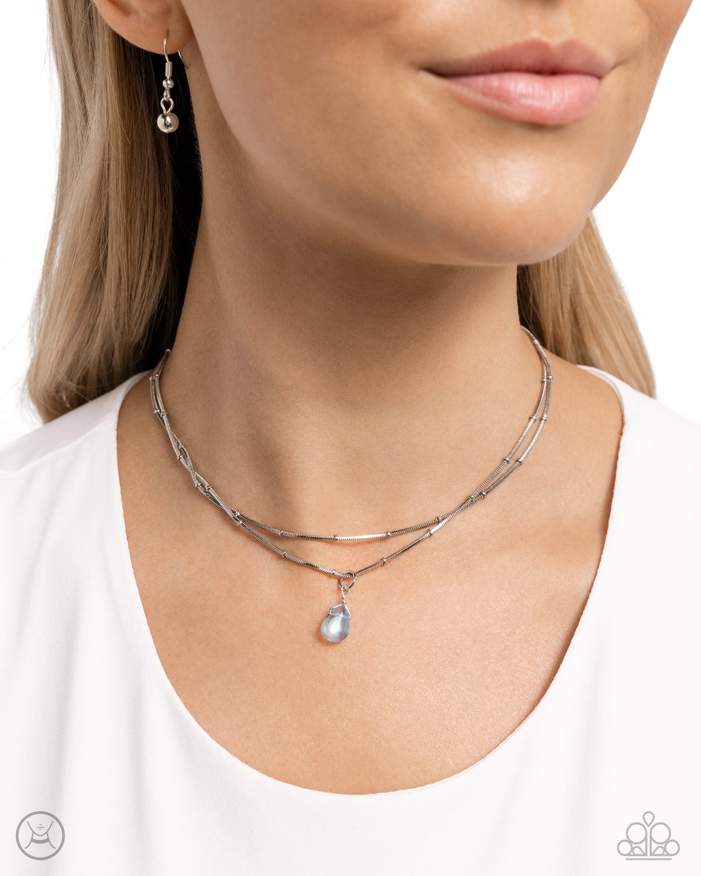 Teeming Teardrop - Green Necklace
