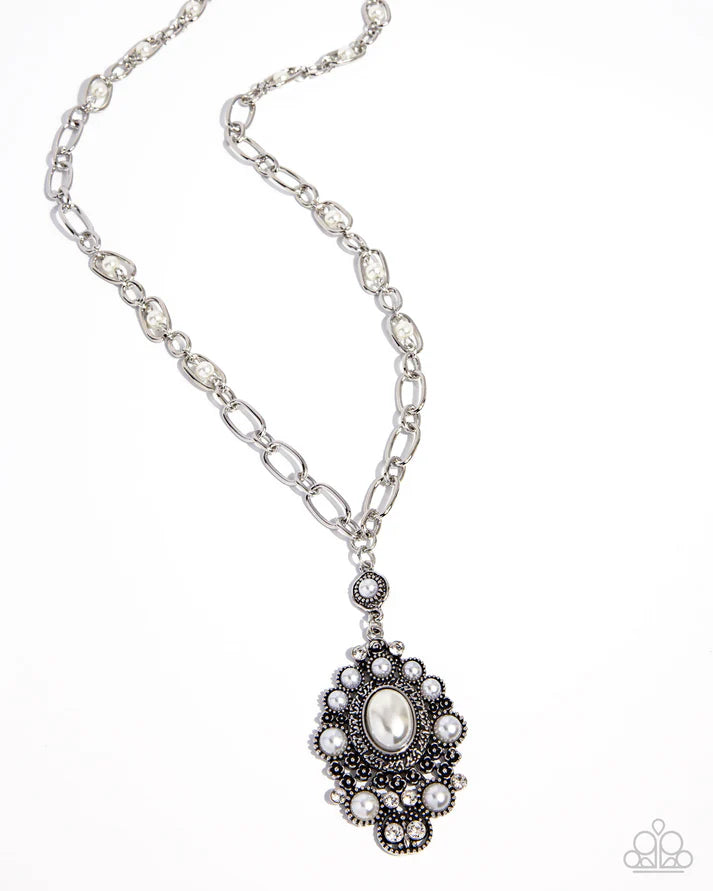 Vintage Selfie - White Necklace