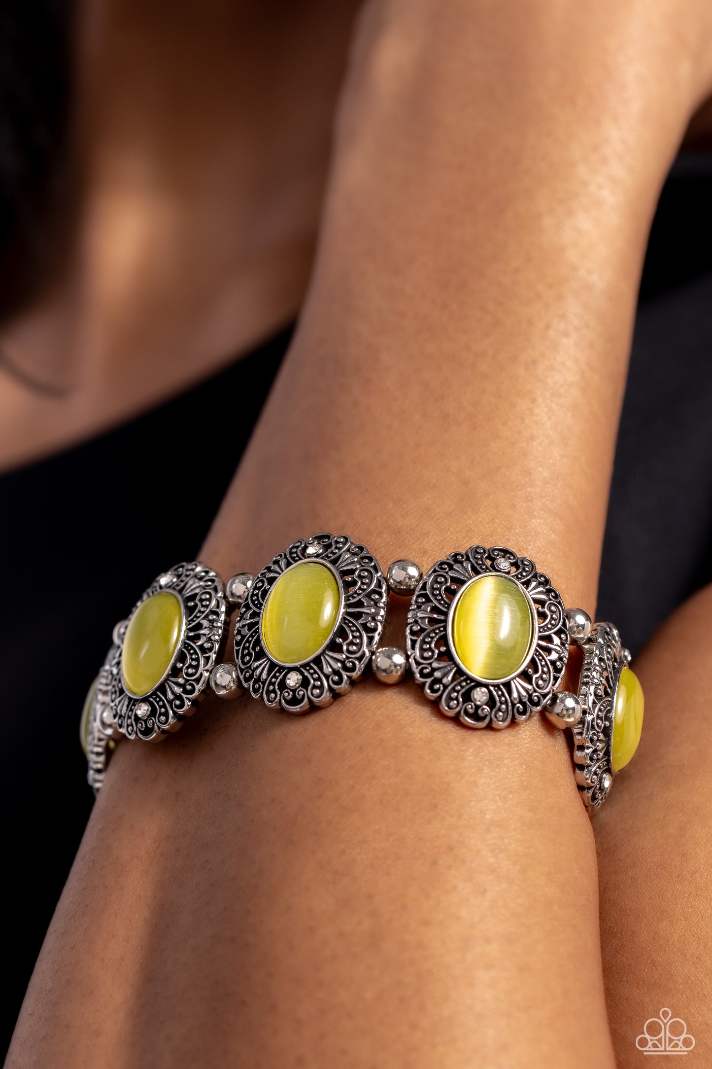 Vintage Vault - Yellow Bracelet