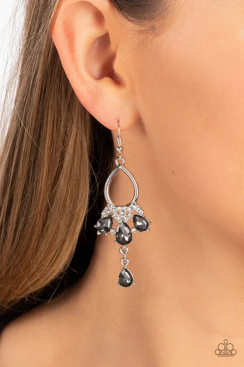 Coming in Clutch - Silver Earring