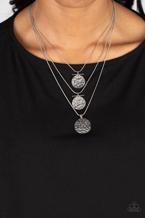 Dizzying Discs Silver Necklace
