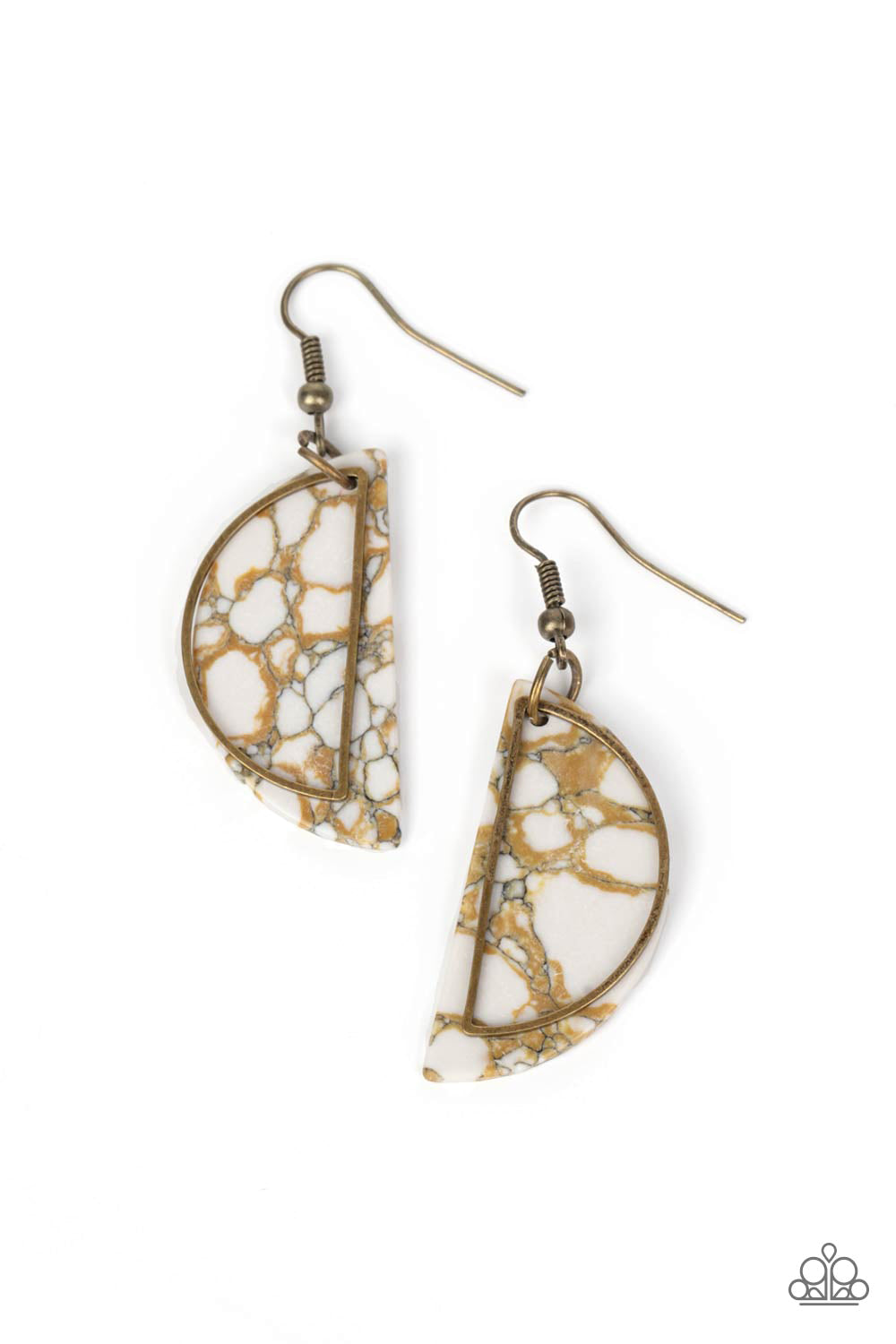 Flashdance Fashionista - Brass  Earring