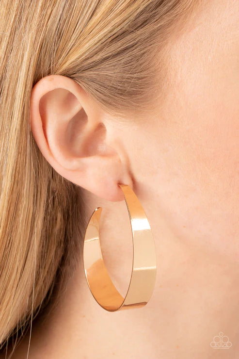 Flat Out Fashionable - Gold Earring