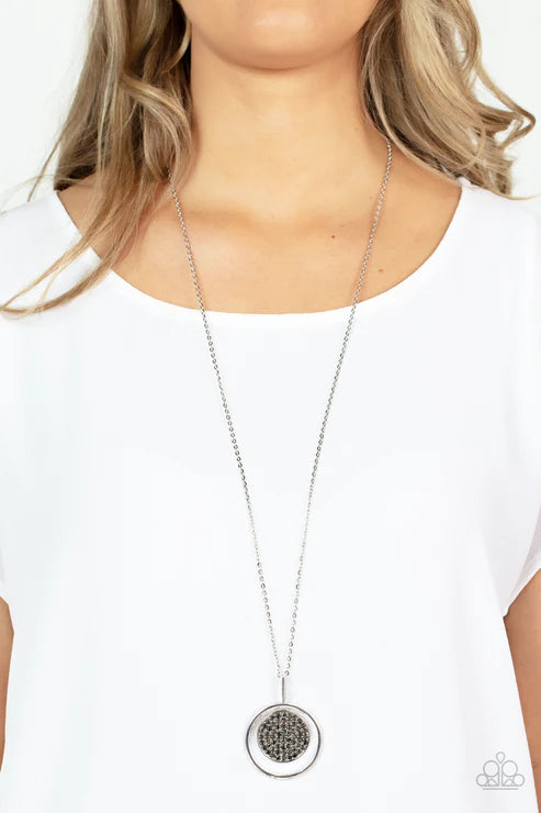 There She GLOWS Silver Necklace