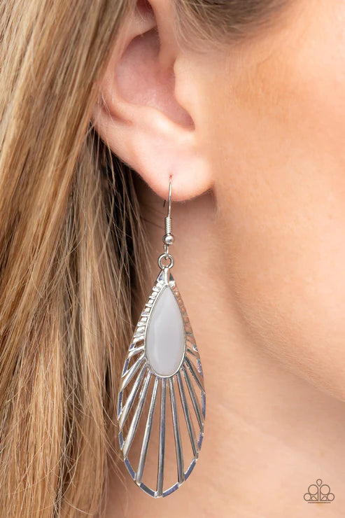 WING-A-Ding-Ding - Silver Earring